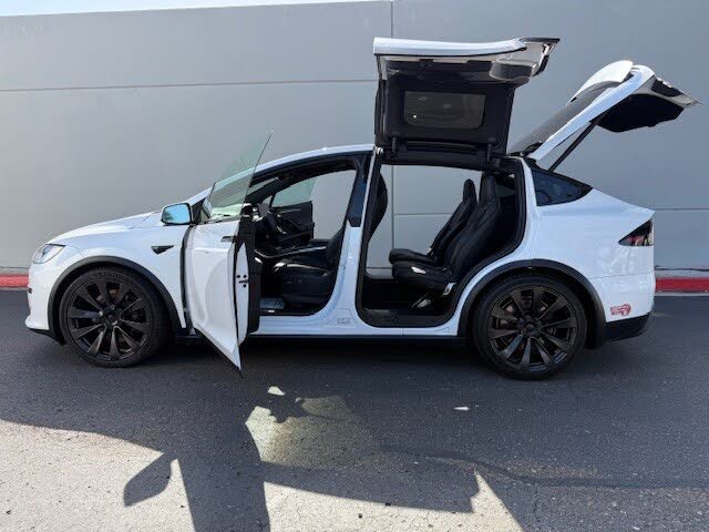 2022 Tesla Model X Plaid - Electric SUV
