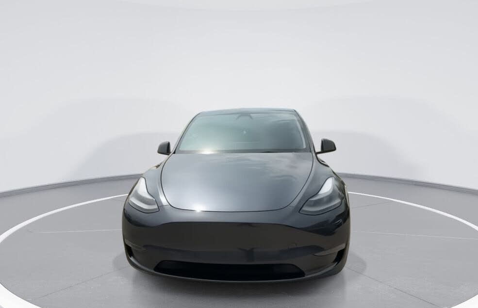 Well-Equipped 2024 Tesla Model Y Long Range AWD SUV