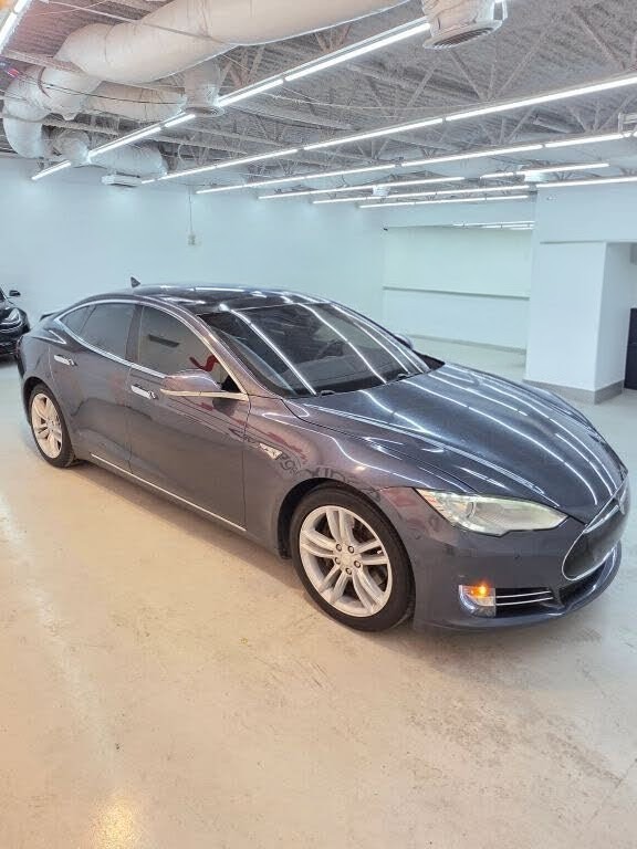 2016 Tesla Model S 60 - Electric Sedan