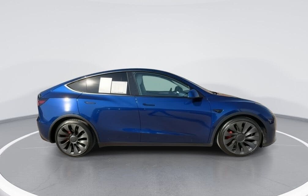 2022 Tesla Model Y Performance AWD –Electric SUV