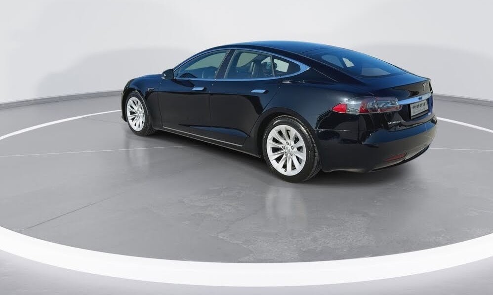 2018 Tesla Model S 75D - Electric Sedan