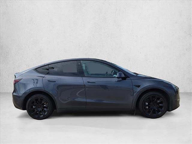 Premium Electric SUV: 2021 Tesla Model Y Long Range AWD