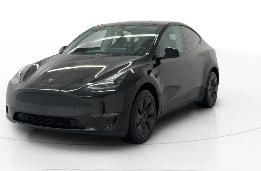 Modern Electric SUV: 2025 Tesla Model Y Long Range RWD