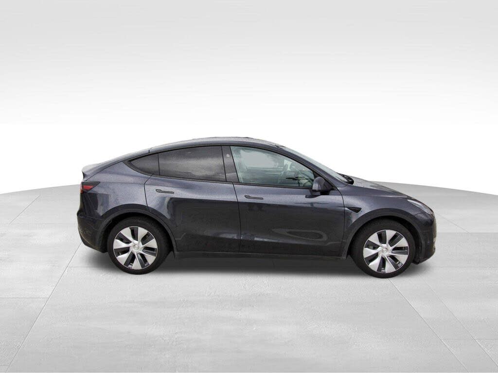Well-Maintained 2024 Tesla Model Y SUV with Long-Range Capability