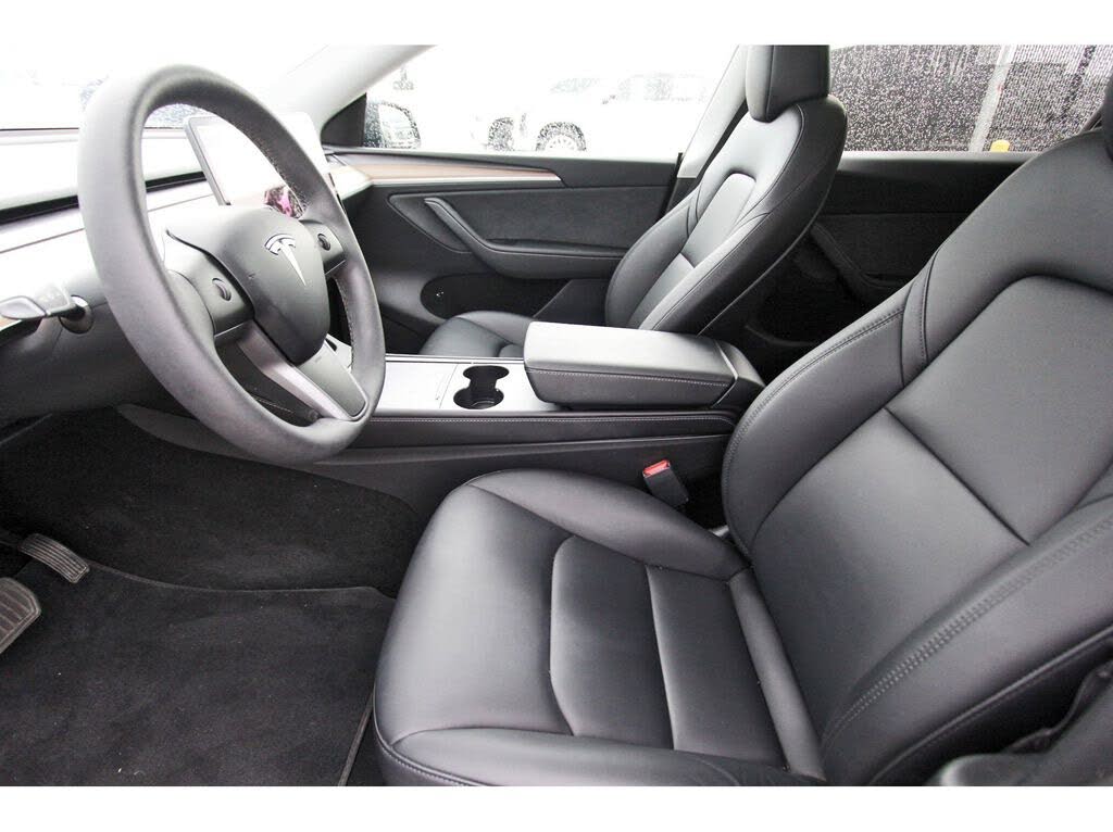 Well-Maintained 2024 Tesla Model Y SUV with Long-Range Capability