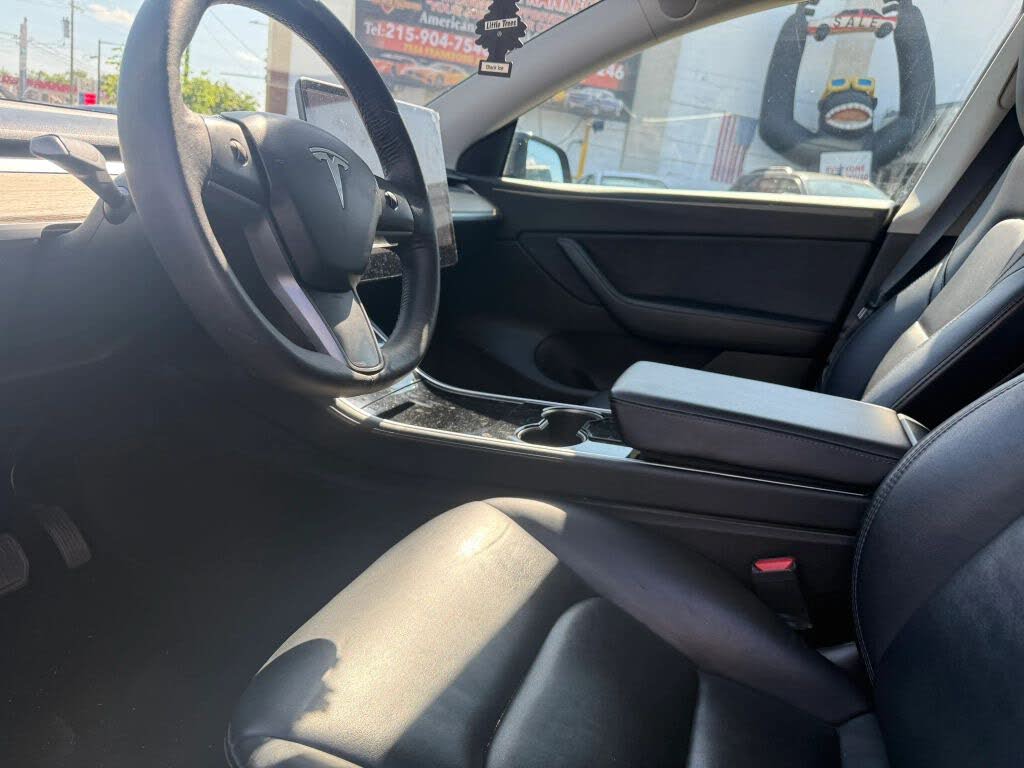 2021 Tesla Model Y Long Range - Electric SUV