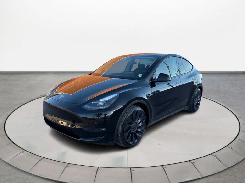 2024 Tesla Model Y Performance AWD – Low Mileage Electric SUV
