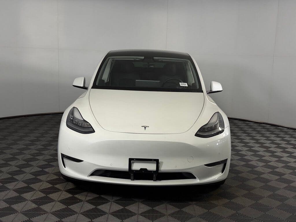 2021 Tesla Model Y SUV – Advanced EV Performance