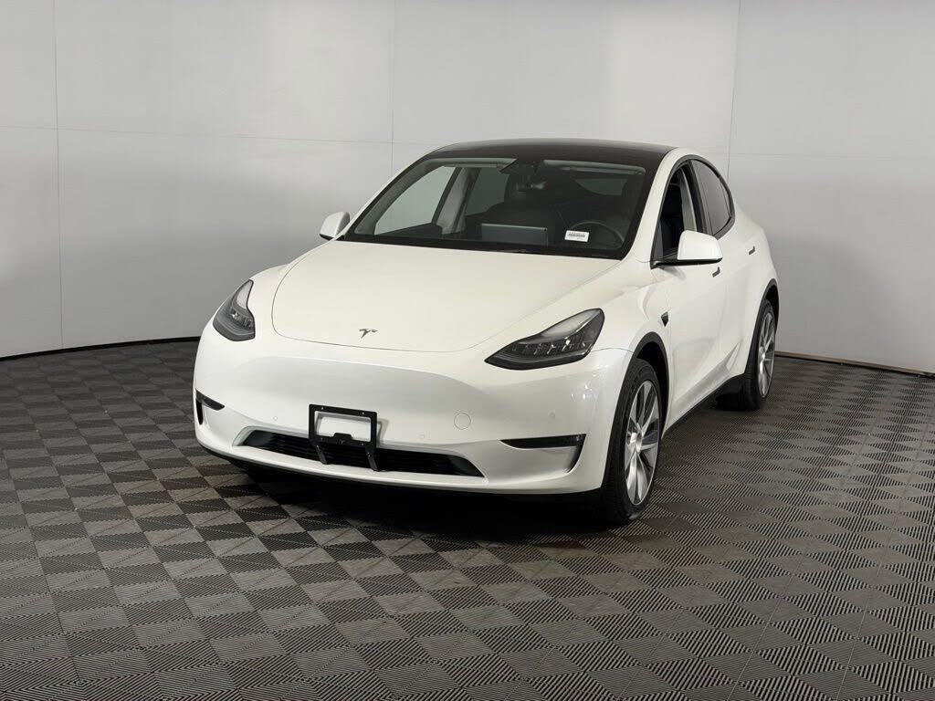 2021 Tesla Model Y SUV – Advanced EV Performance