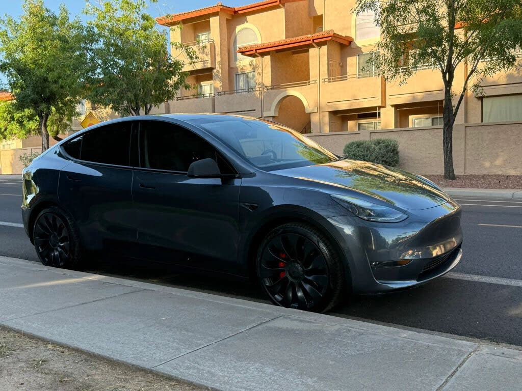 2022 Tesla Model Y Performance AWD – Advanced EV Technology