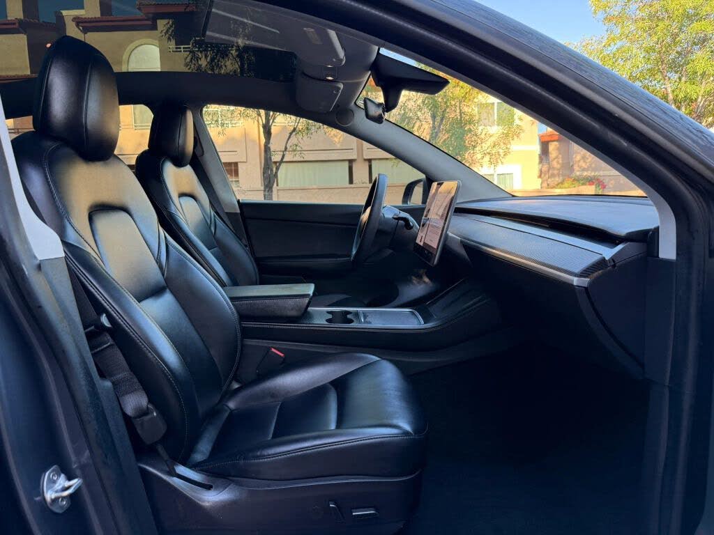 2022 Tesla Model Y Performance AWD – Advanced EV Technology