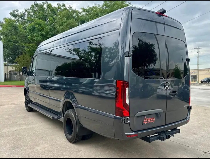 2023 Mercedes Benz Sprinter