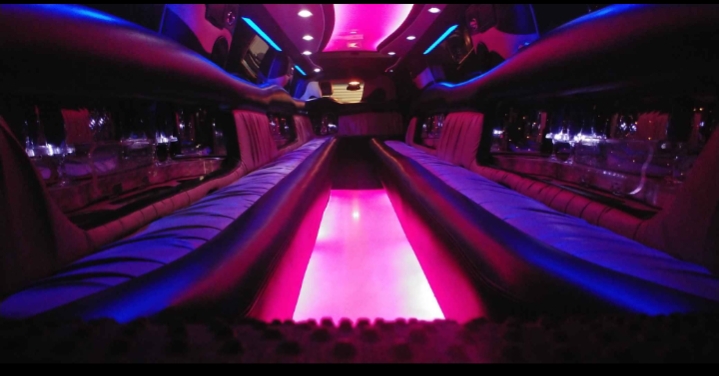 2007 Cadillac Escalade ESV SUV Limousine