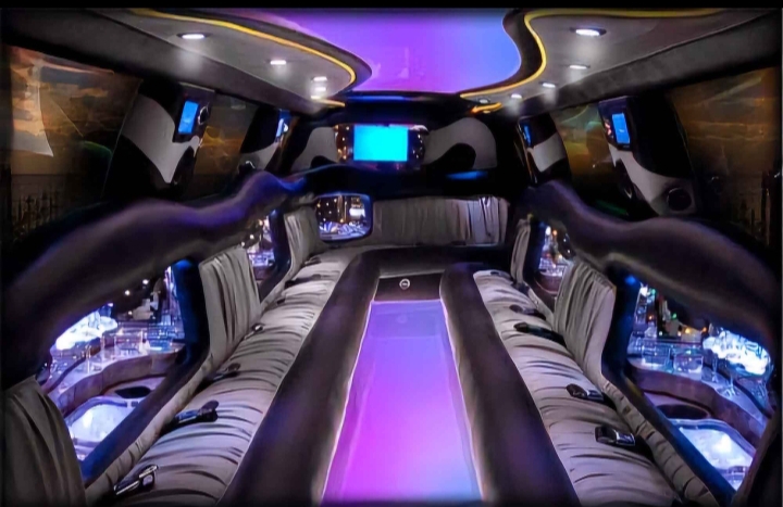 2007 Cadillac Escalade ESV SUV Limousine