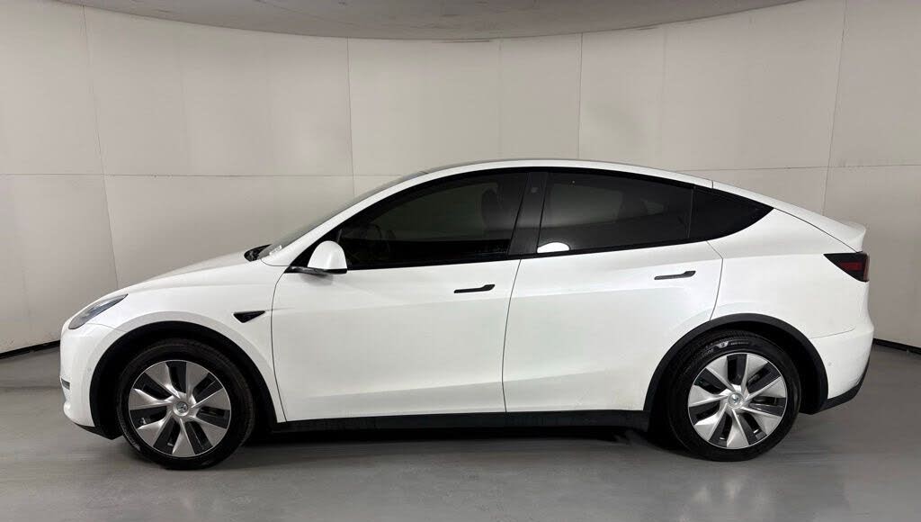 2021 Tesla Model Y Long Range AWD – Premium Electric SUV