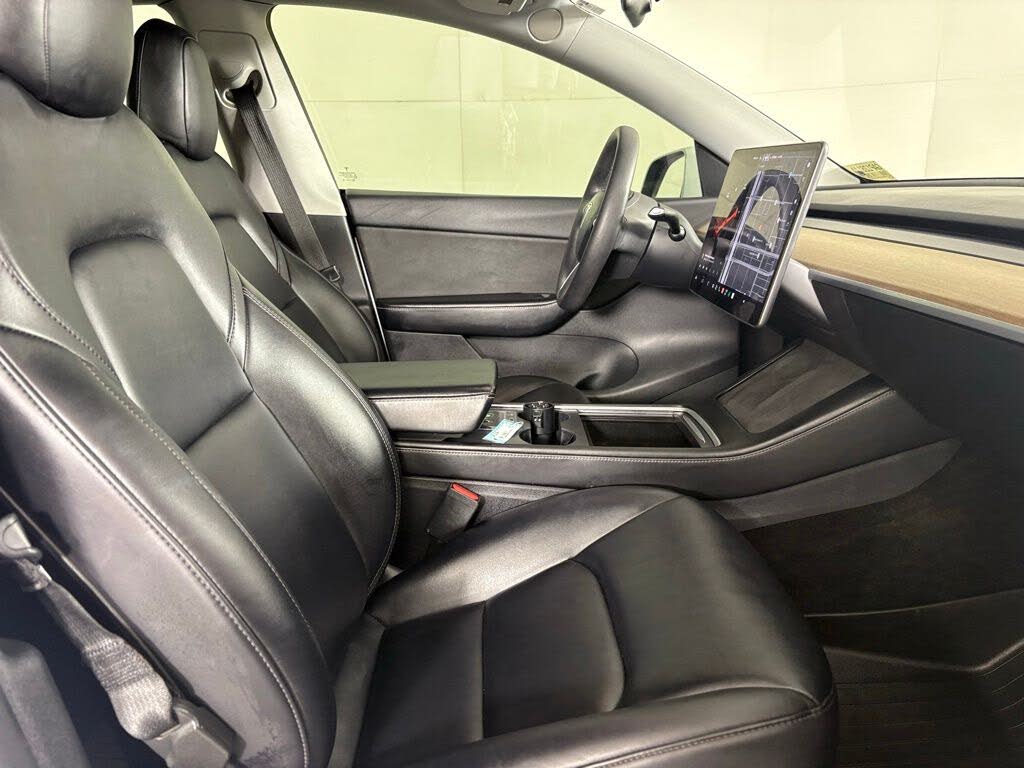 2021 Tesla Model Y Long Range AWD – Premium Electric SUV