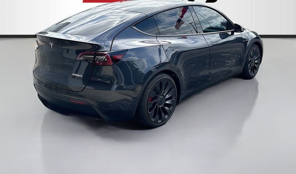 2024 Tesla Model Y Performance - Electric SUV