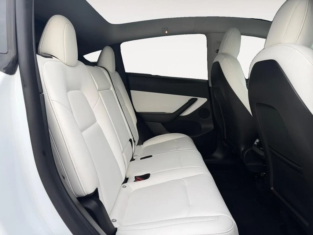 2022 Tesla Model Y Long Range - Electric SUV