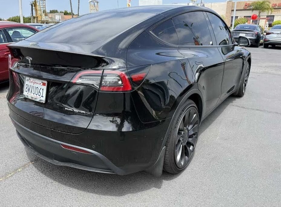 2021 Tesla Model Y Long Range AWD- Electric SUV