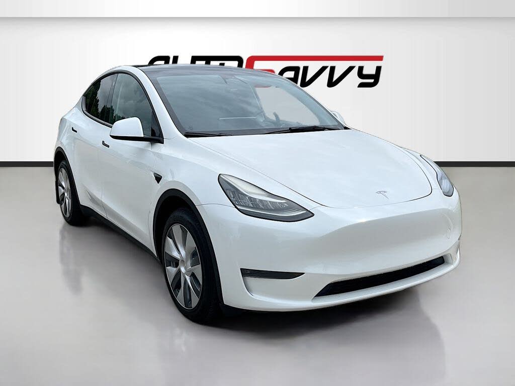 Low-Mileage 2023 Tesla Model Y Long Range AWD SUV
