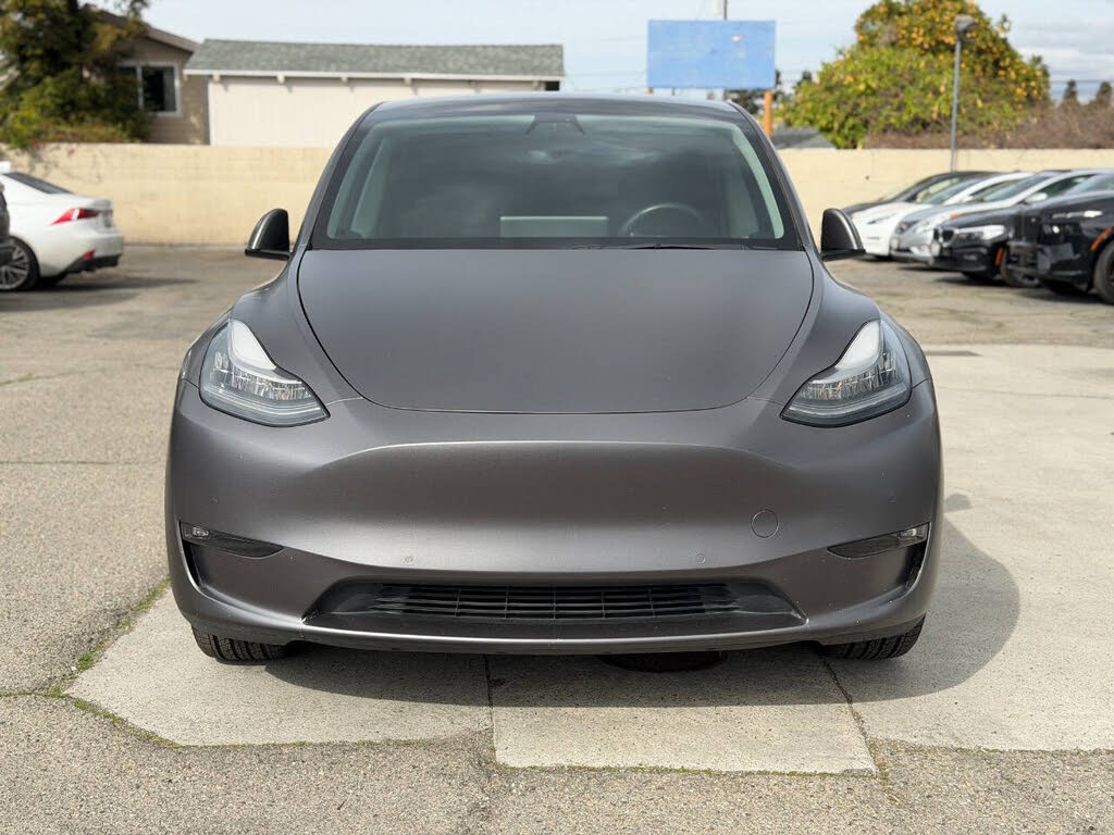 Well-Maintained 2021 Tesla Model Y Long Range AWD SUV