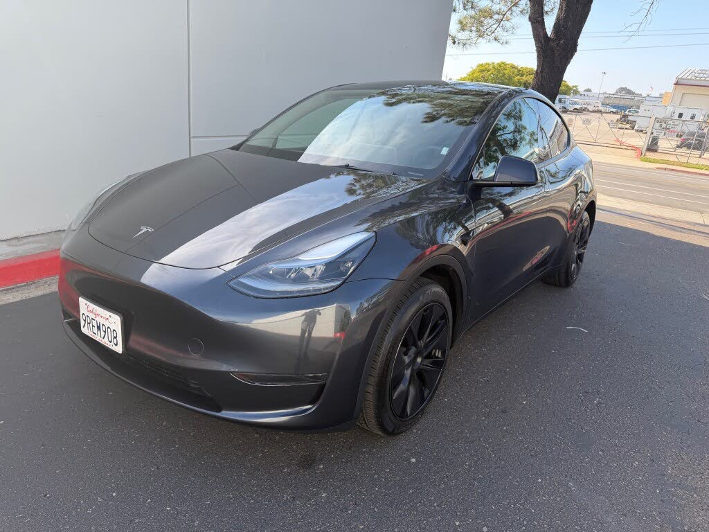 2025 Tesla Model Y Long Range RWD - Electric SUV