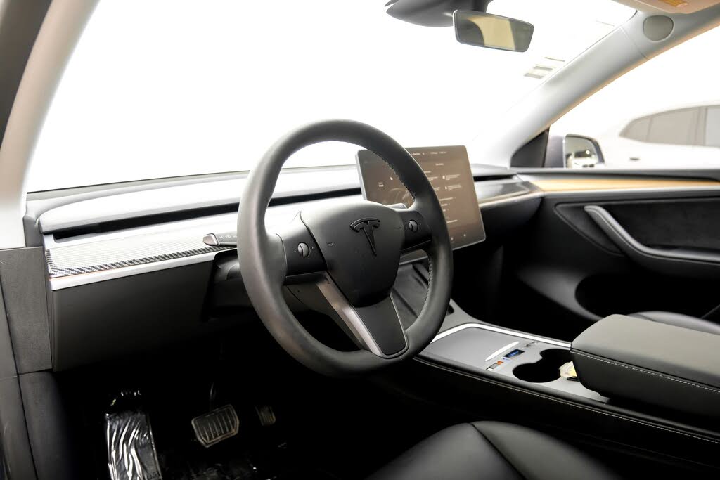 2023 Tesla Model Y AWD - Electric SUV