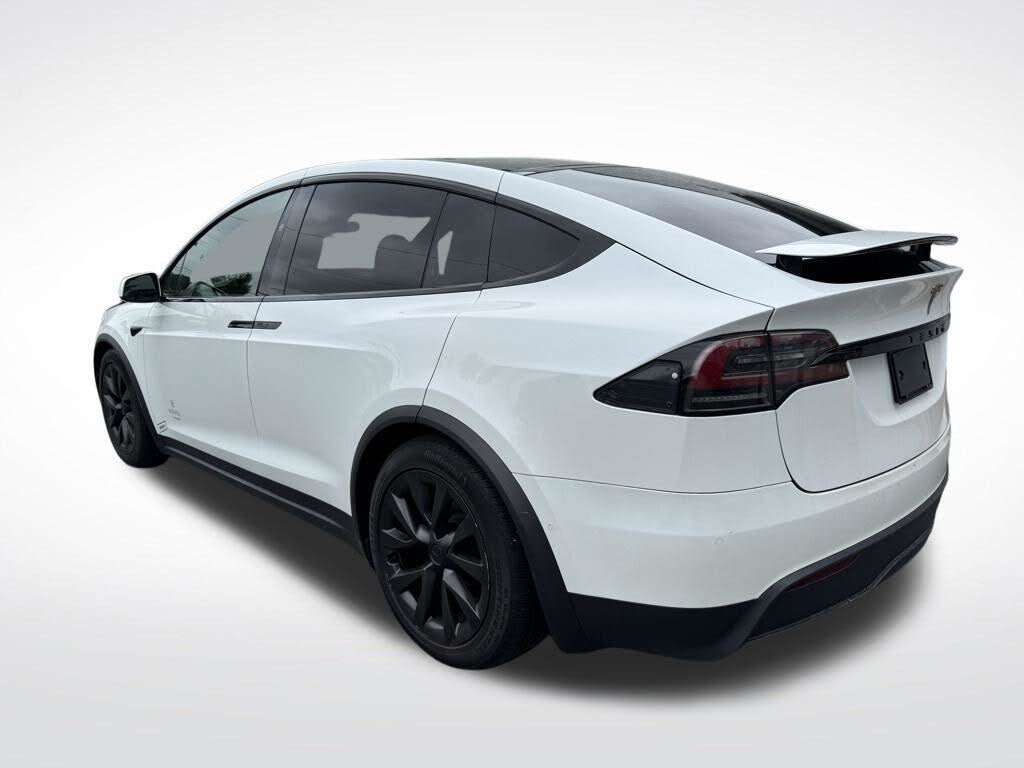 2022 Tesla Model X AWD – Luxury Electric SUV