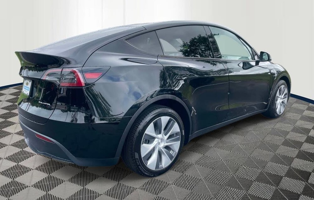 2023 Tesla Model Y Long Range AWD – Premium Electric SUV