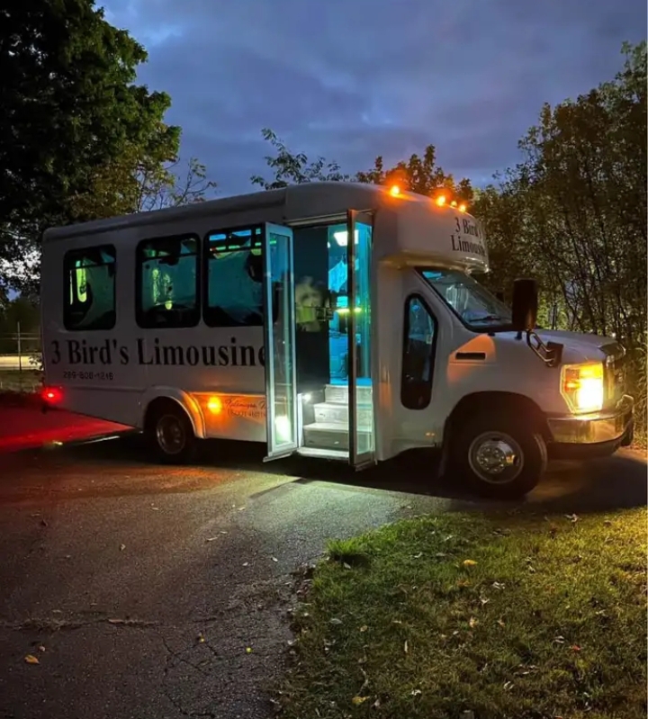 2012 Ford E-350 Party Bus