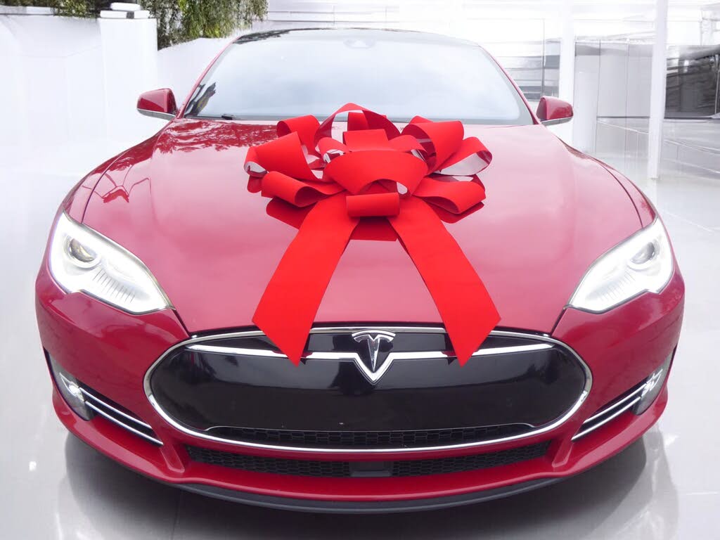 2014 Tesla Model S P85D – Premium Electric Sedan