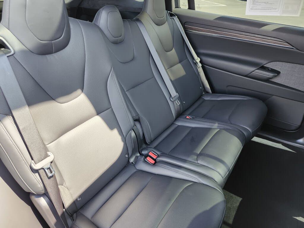 2023 Tesla Model X AWD – Sophisticated Electric SUV