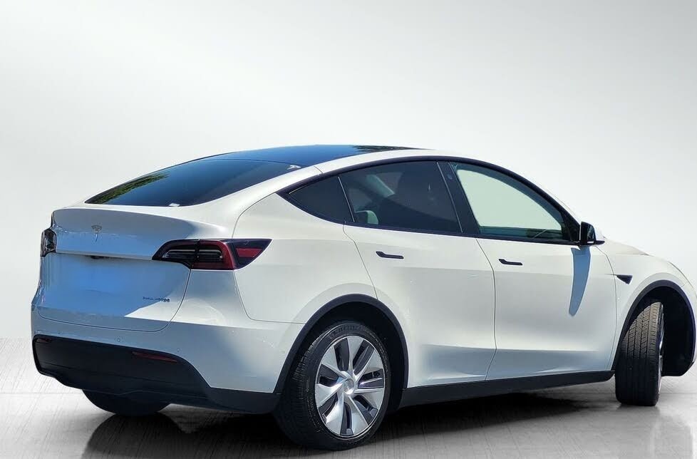 Used 2022 Tesla Model Y Long Range AWD - Electric SUV