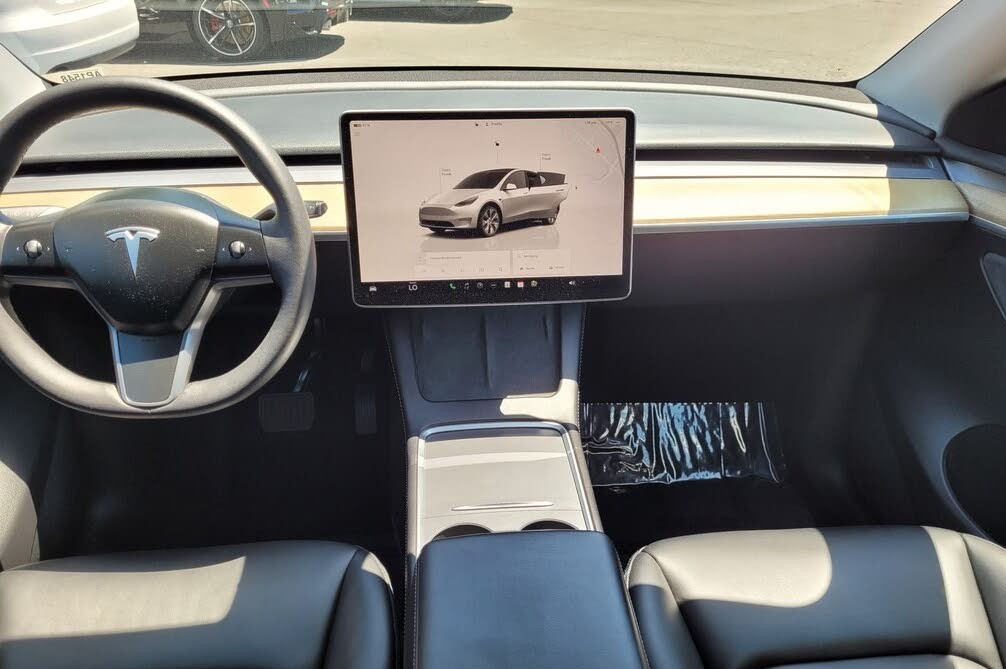 Used 2022 Tesla Model Y Long Range AWD - Electric SUV