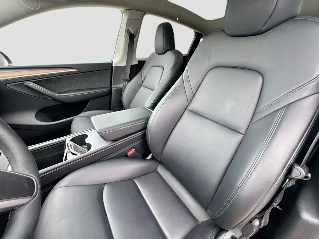 2025 Tesla Model Y Long Range RWD – Electric SUV