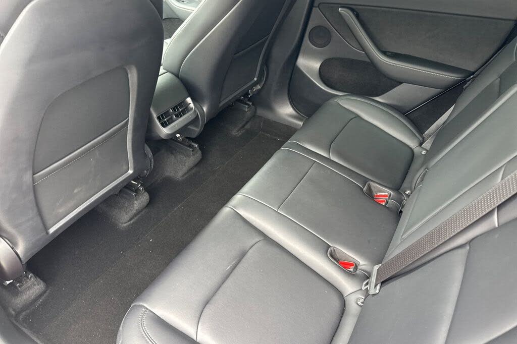 Used 2022 Tesla Model Y Long Range - Electric SUV
