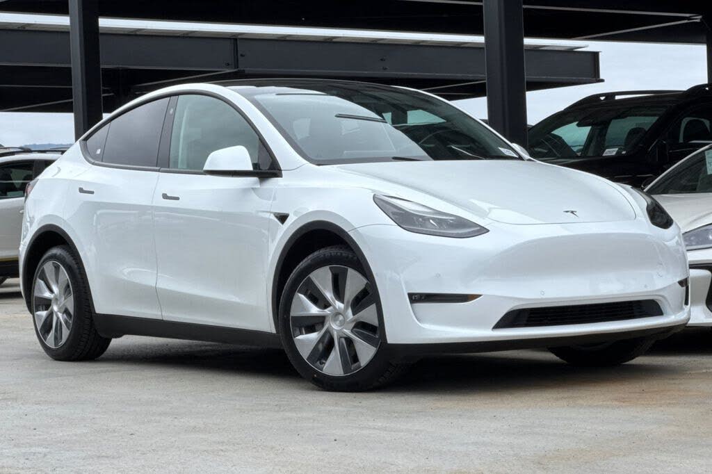 Used 2022 Tesla Model Y Long Range - Electric SUV