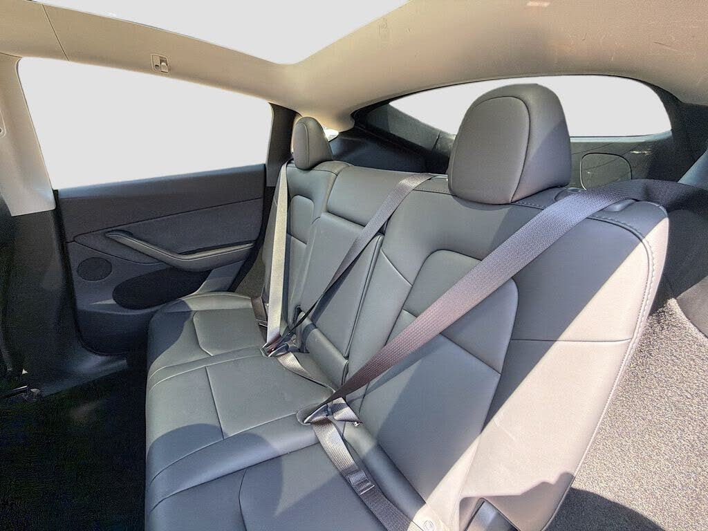 2024 Tesla Model Y Long Range AWD — Low Mileage SUV