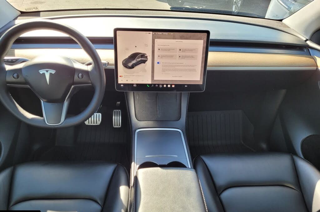 Used 2023 Tesla Model Y Performance - Electric SUV