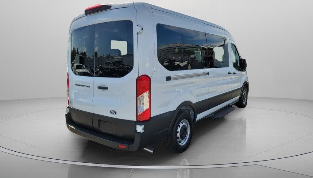 2026 Ford Transit Passenger 350 XL Medium Roof LB RWD