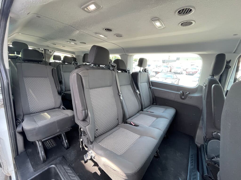 Premium Passenger Van : 2022 Ford Transit 350 XLT