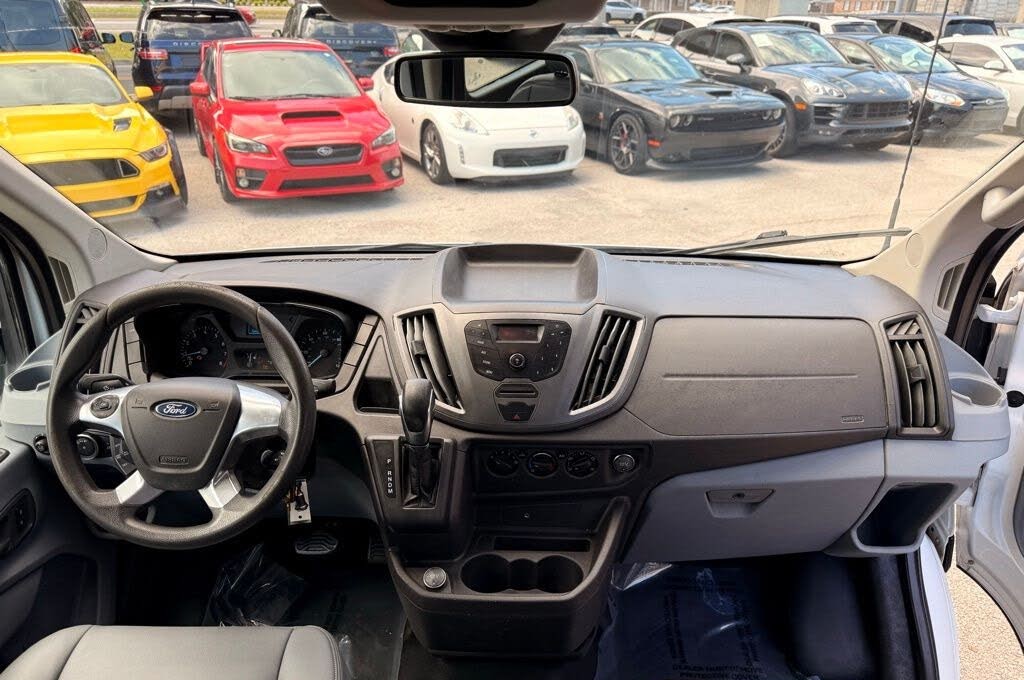 2019 Ford Transit Passenger 350 XL Medium Roof LWB RWD