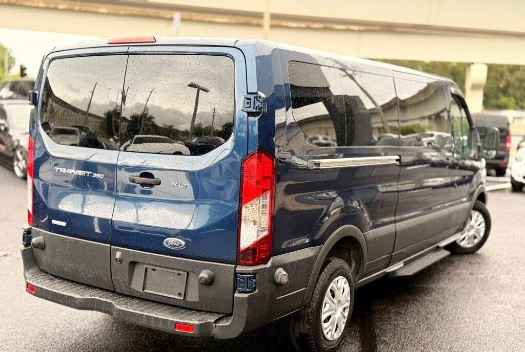 2016 Ford Transit Passenger 350 XLT Low Roof LWB RWD