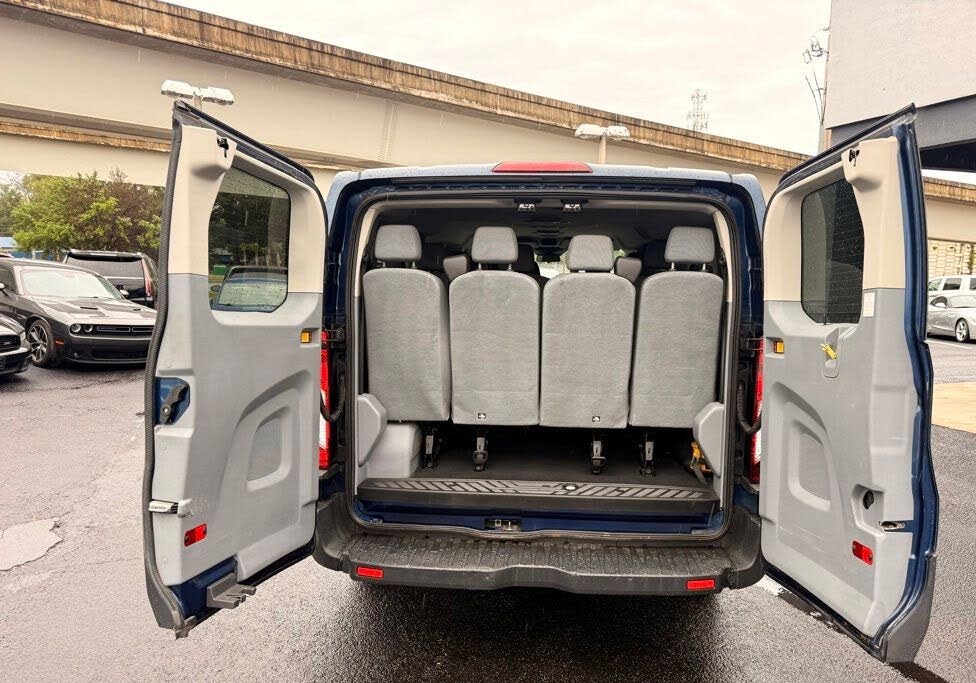 2016 Ford Transit Passenger 350 XLT Low Roof LWB RWD