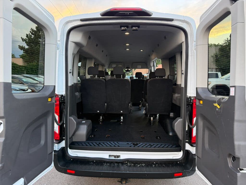 2023 Ford Transit Passenger 350 XLT Medium Roof LB RWD