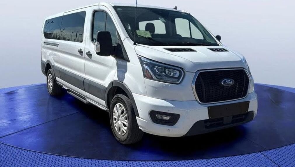 2023 Ford Transit Passenger 350 XLT Low Roof LB RWD