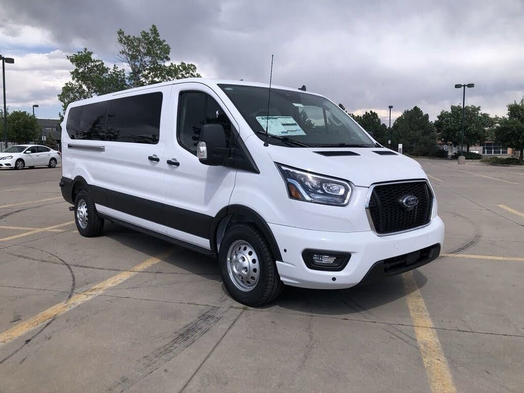 2025 Ford Transit Passenger 350 XLT Low Roof LB AWD