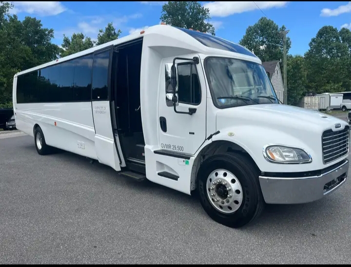 2016 Freightliner M2 Shuttle Bus