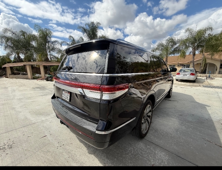 2022 Lincoln Navigator L SUV