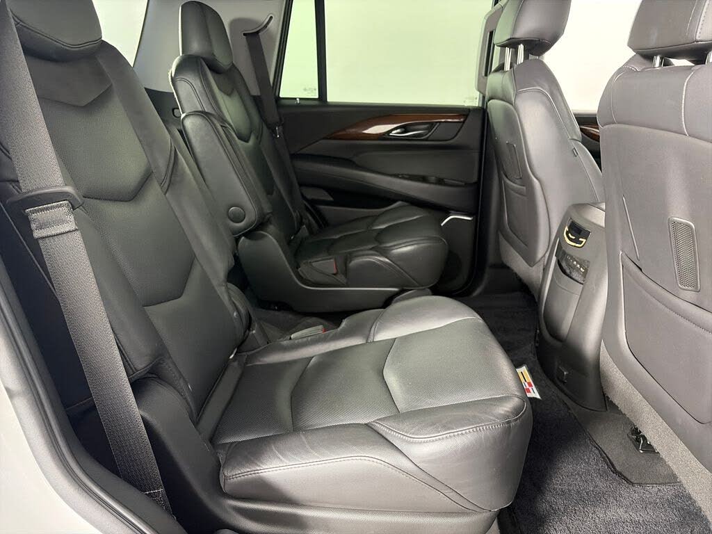 2019 Cadillac Escalade Luxury SUV